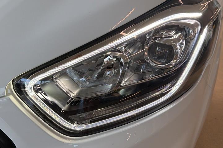 Hvid Ford Transit Custom 300 L1 fra 2023