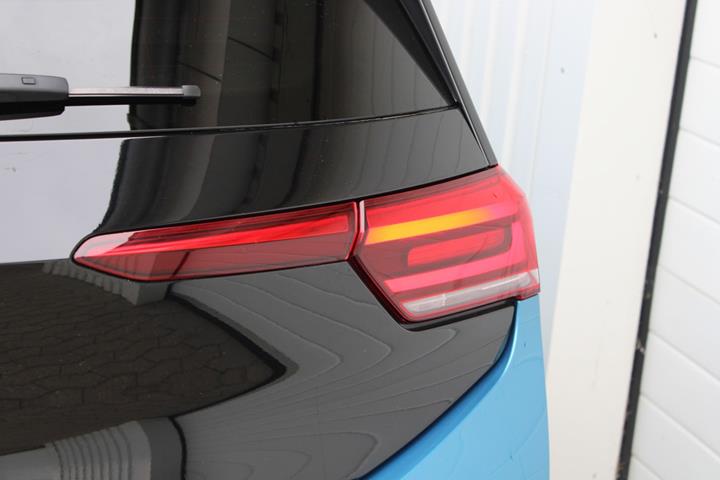 Blå VW ID.3 fra 2024