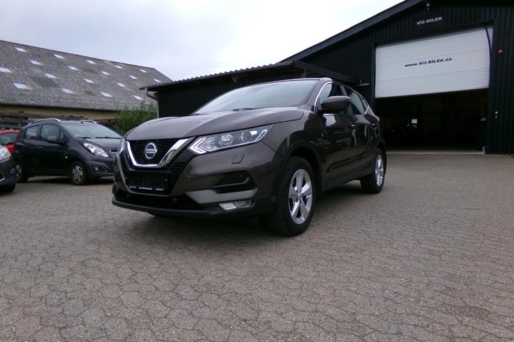 Brun Nissan Qashqai fra 2019