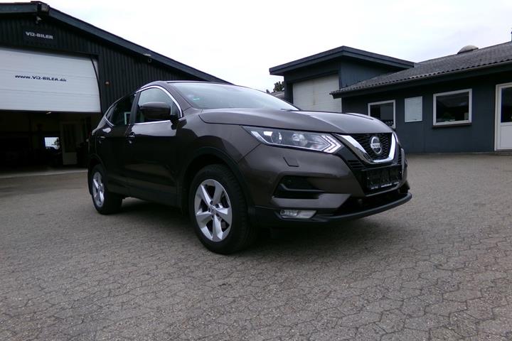 Brun Nissan Qashqai fra 2019