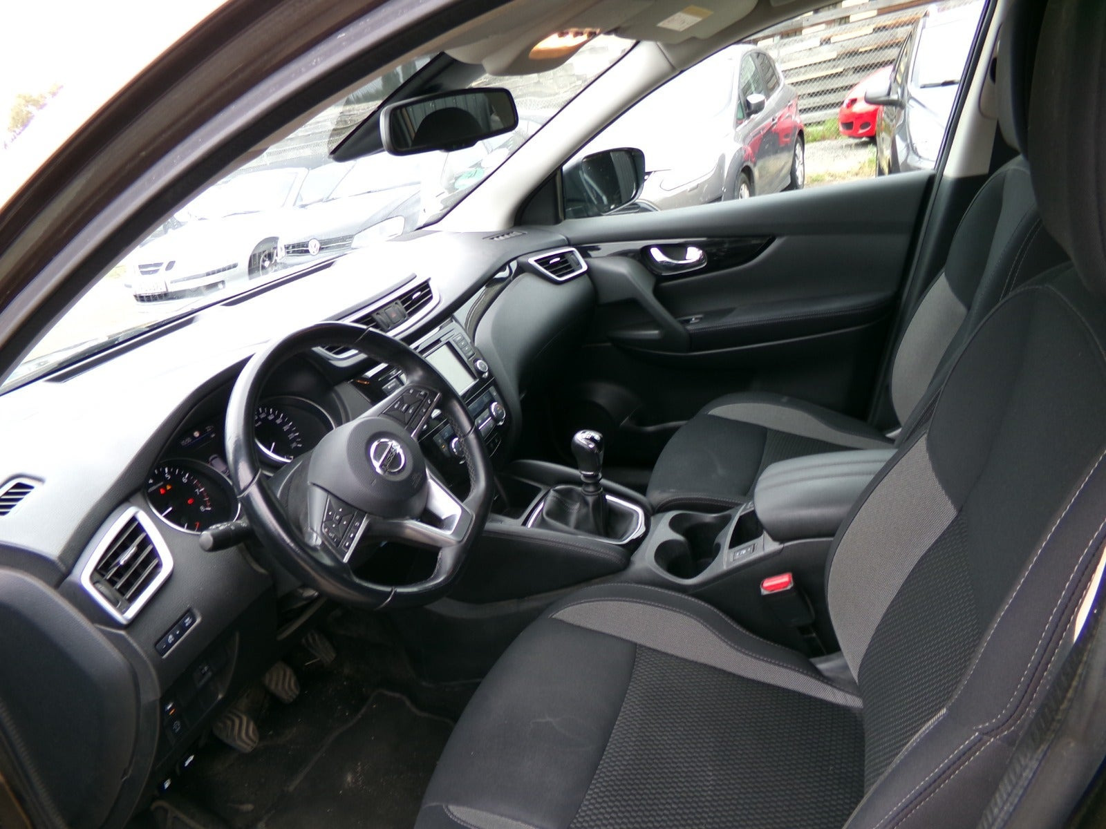 Brun Nissan Qashqai fra 2019