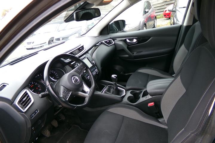 Brun Nissan Qashqai fra 2019