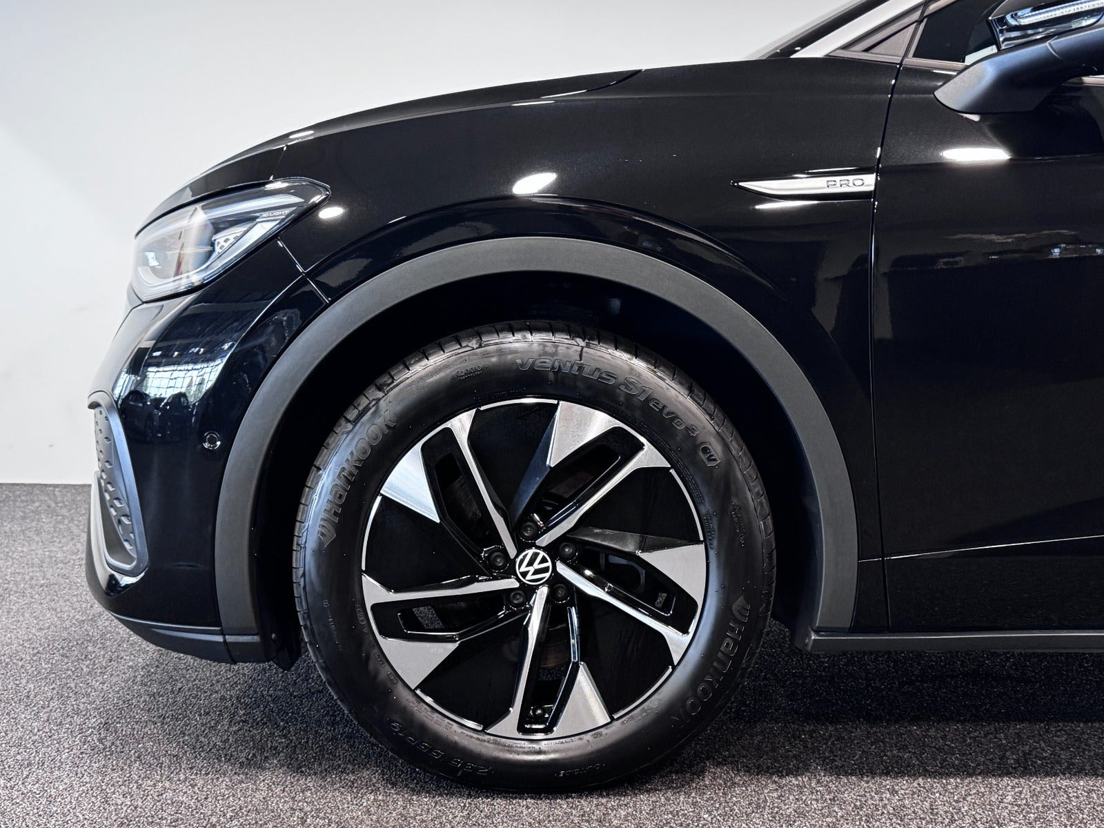 Sort VW ID.5 fra 2023