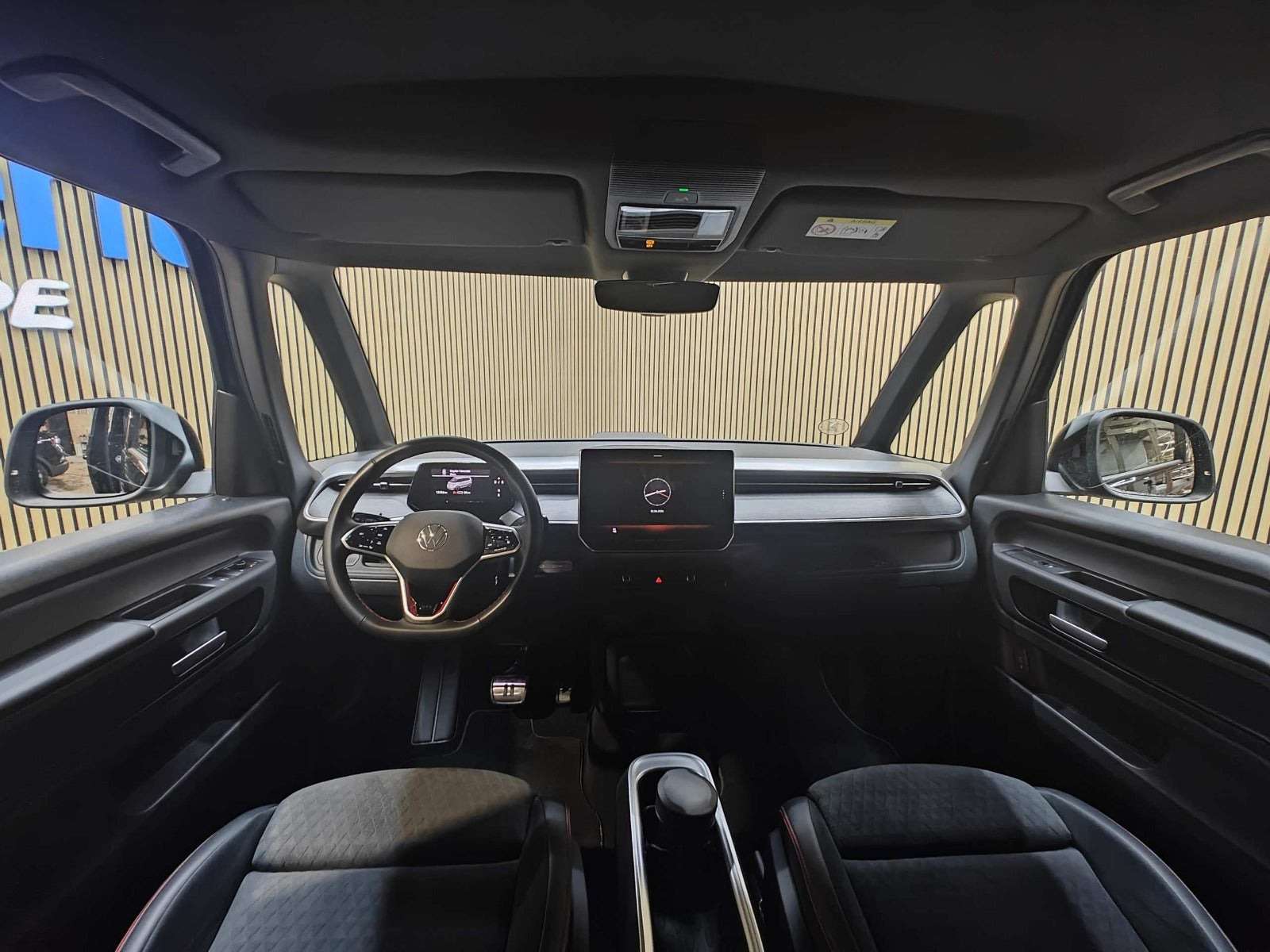Sort VW ID.Buzz fra 2025