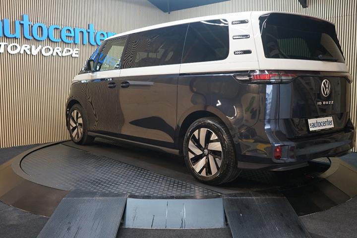 Blå VW ID.Buzz fra 2025