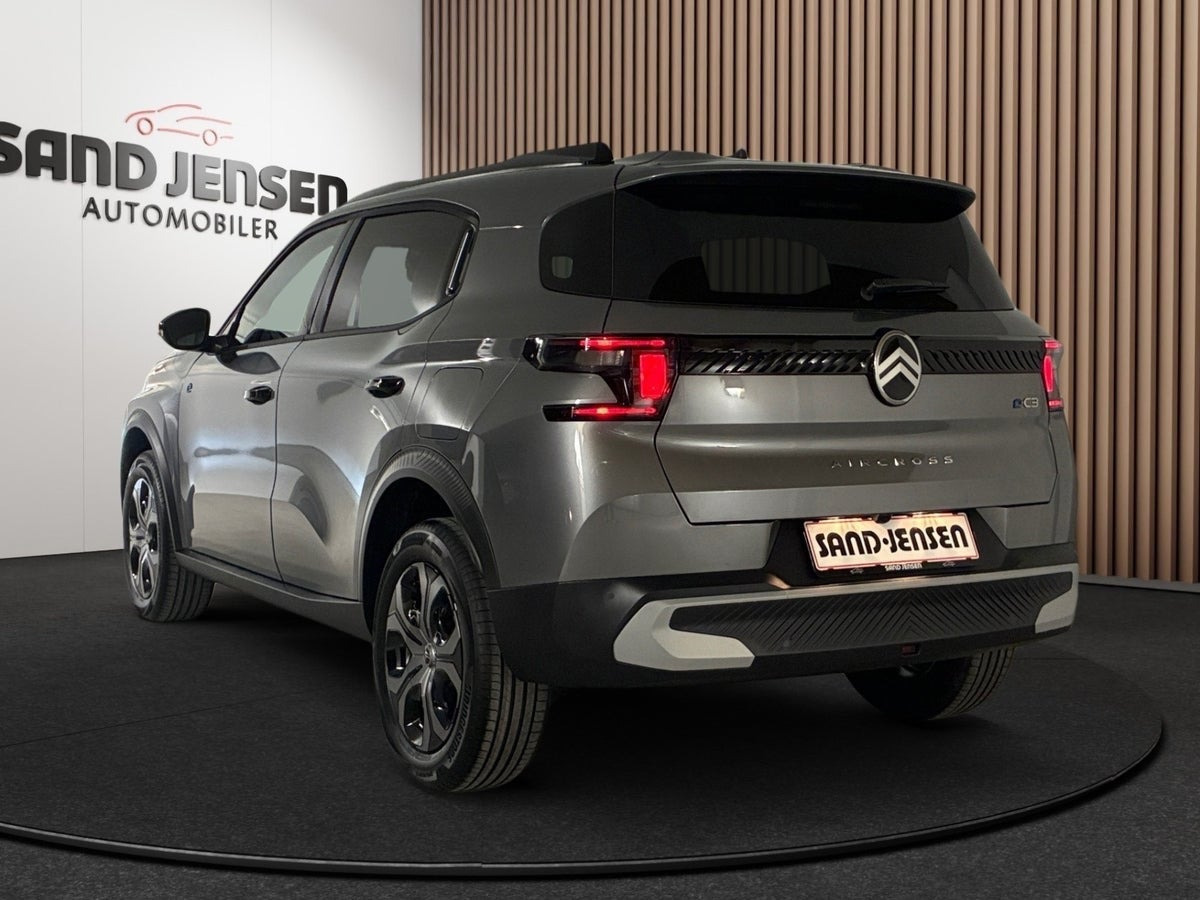 Grå Citroën e-C3 Aircross fra 2025