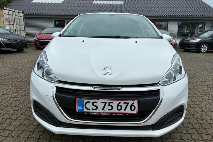 Hvid Peugeot 208 fra 2017