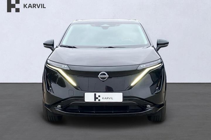 Beige Nissan Ariya fra 2026