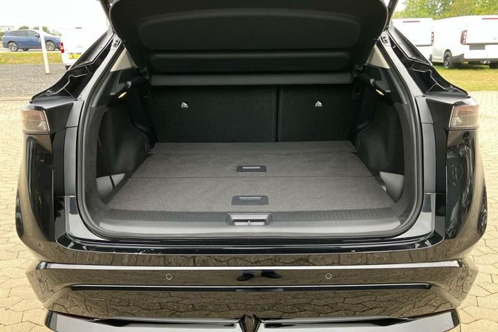 Beige Nissan Ariya fra 2026