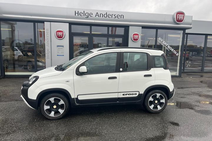 Hvid Fiat Panda Cross fra 2021