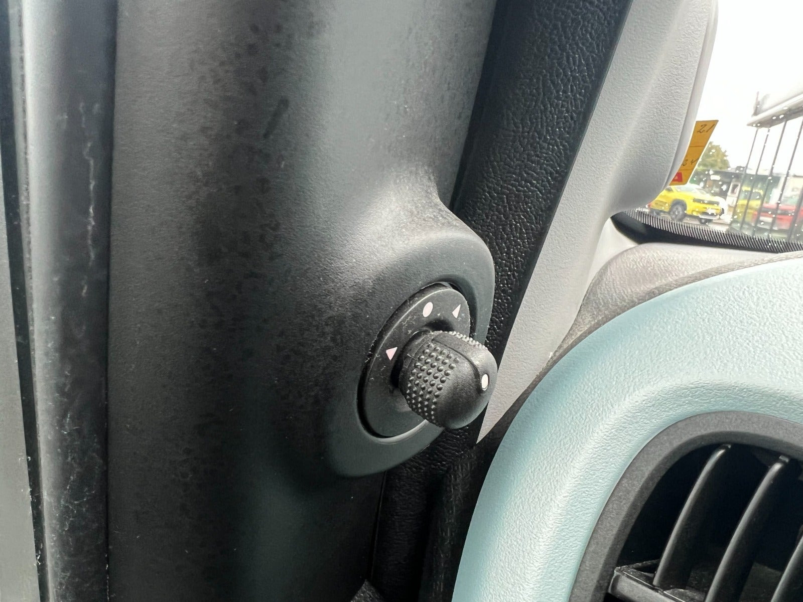 Hvid Fiat Panda Cross fra 2021