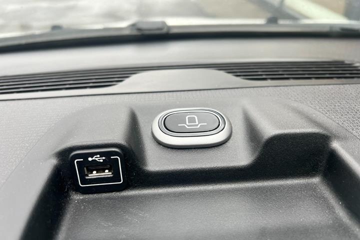 Hvid Fiat Panda Cross fra 2021