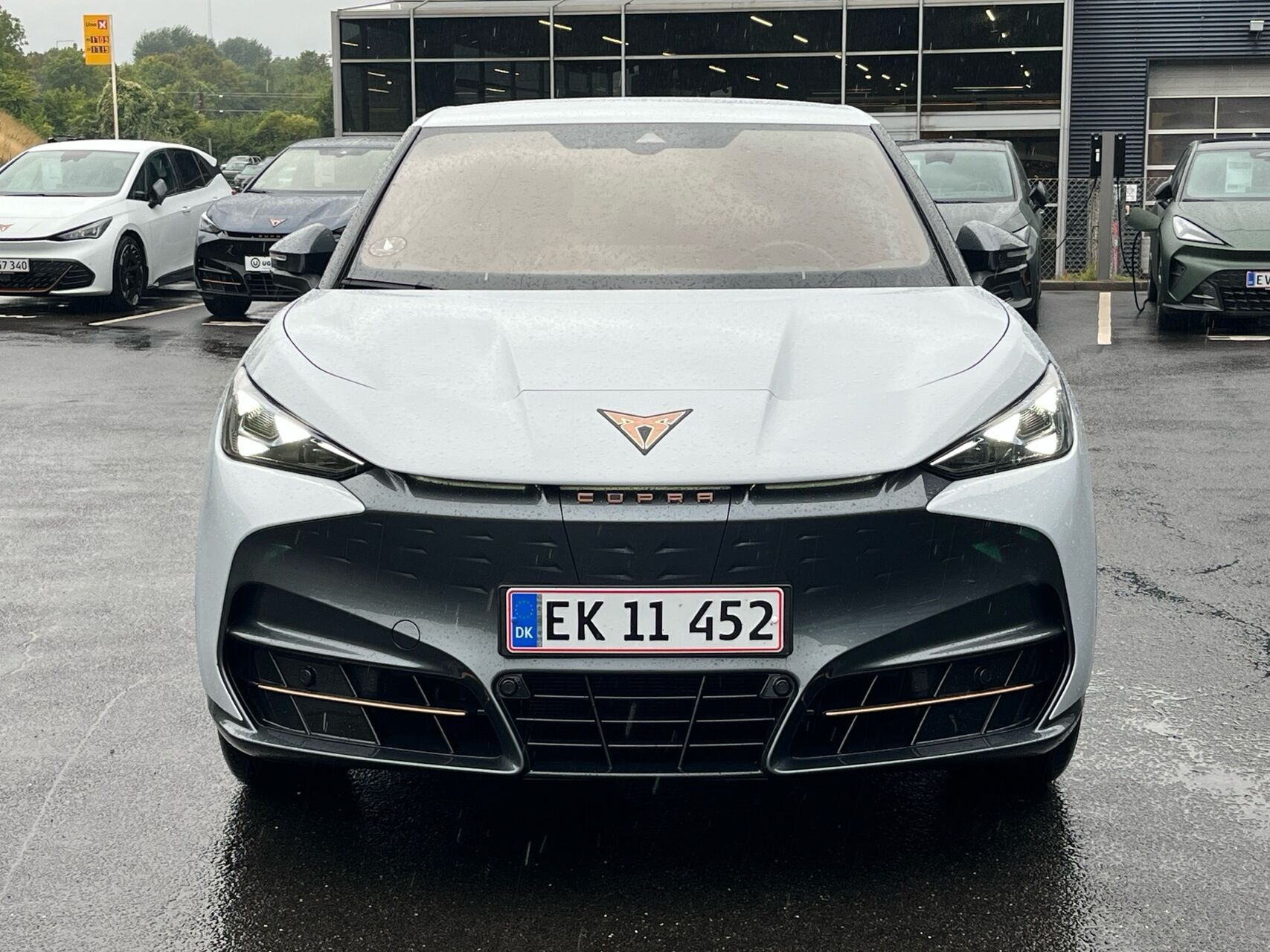 Hvid Cupra Tavascan fra 2025