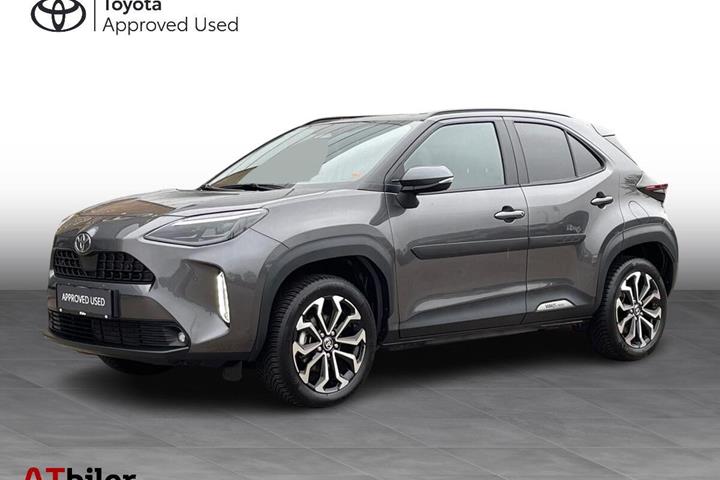 Sort Toyota Yaris Cross fra 2024