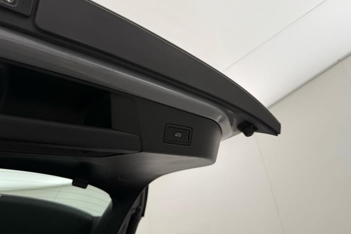 Grå VW ID.4 fra 2024