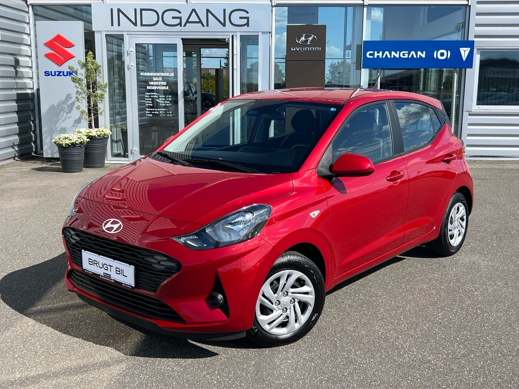 Hyundai i10 1,0 Essential 67HK 5d