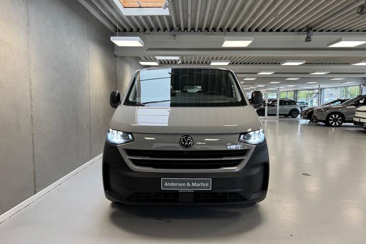 Grå VW e-Transporter fra 2026