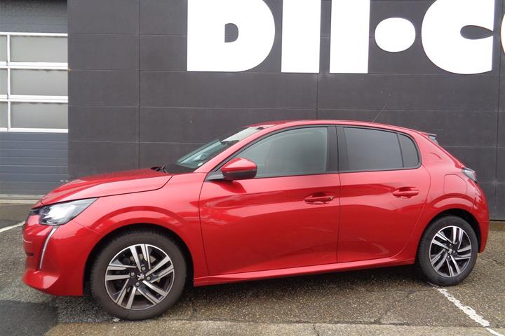 Rød Peugeot 208 fra 2021