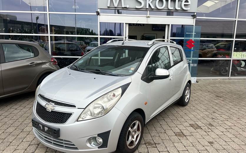 Chevrolet Spark 1,0 LS 68HK 5d