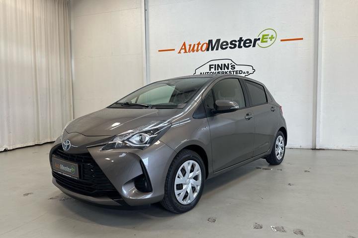 Brun Toyota Yaris fra 2018