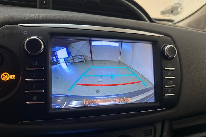 Brun Toyota Yaris fra 2018