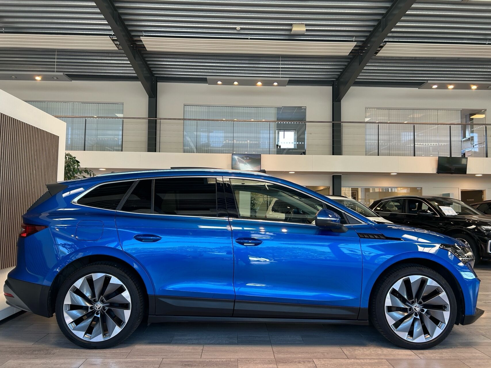 Blå Skoda Enyaq fra 2020