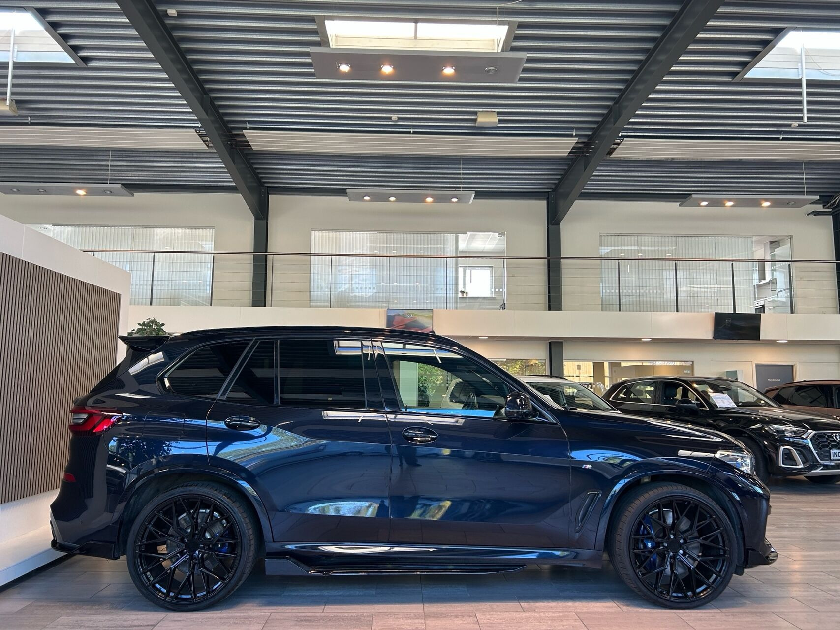 Sort BMW X5 fra 2021