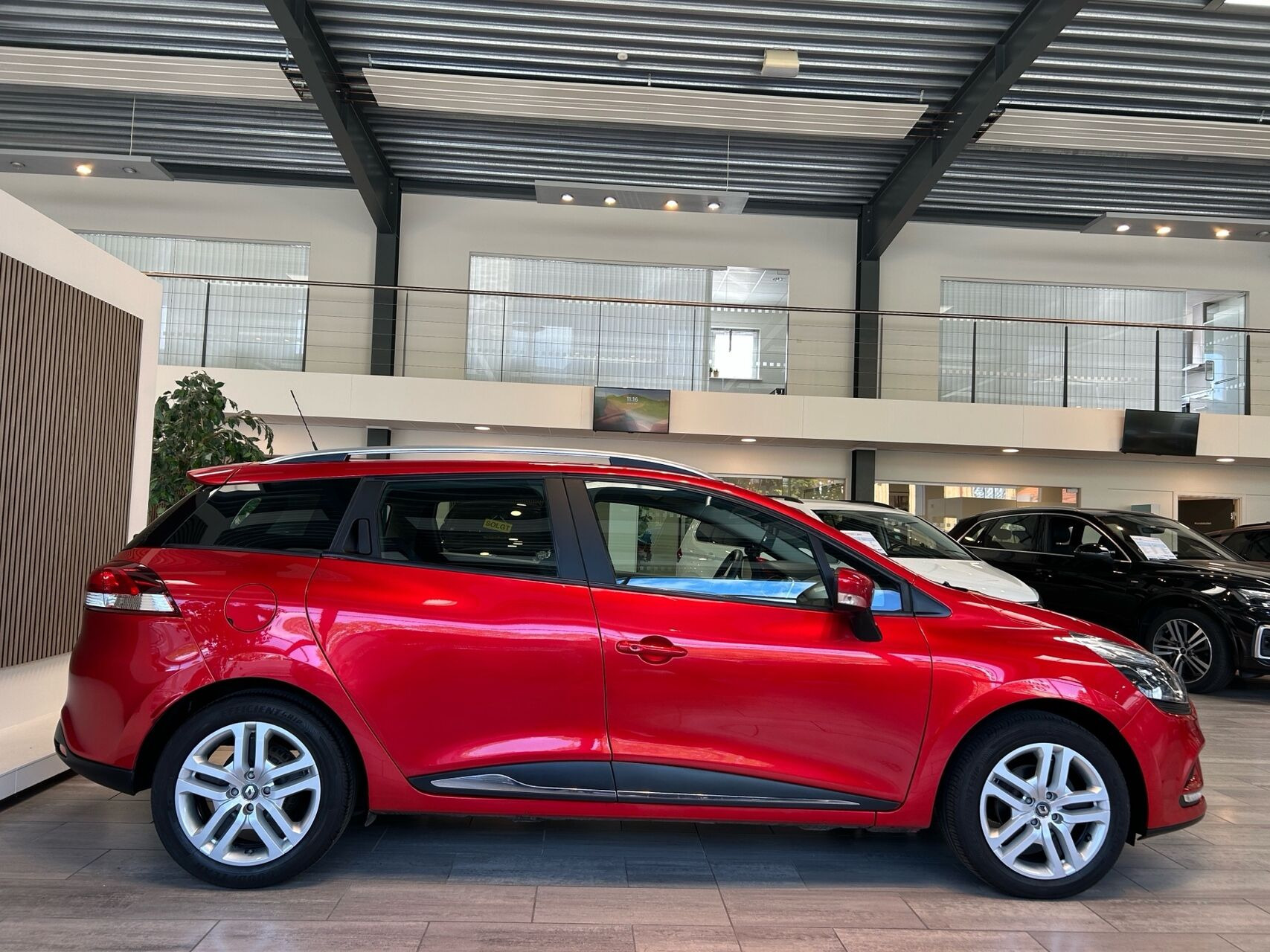 Rød Renault Clio fra 2019