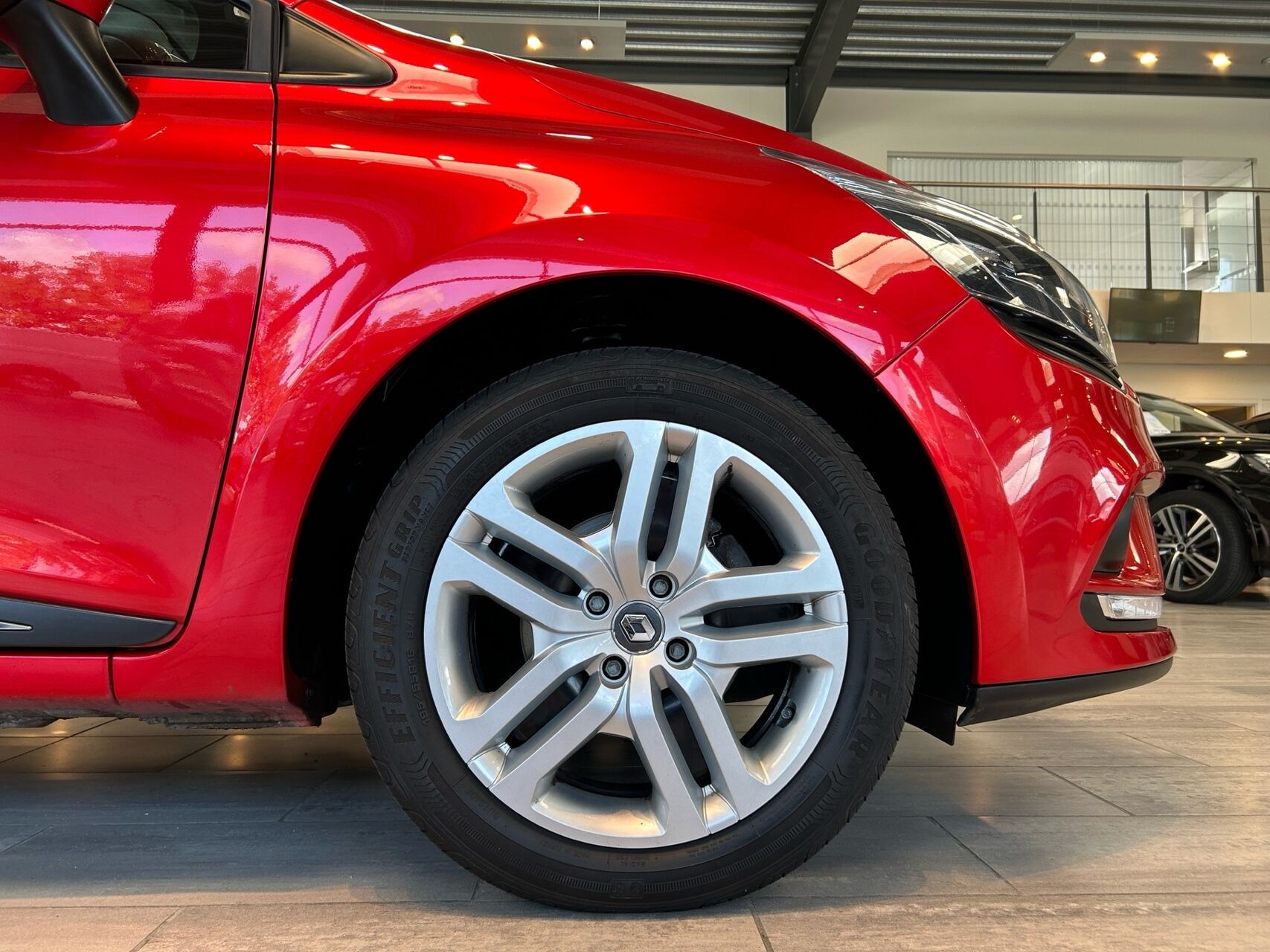 Rød Renault Clio fra 2019