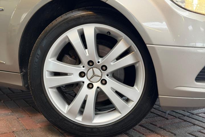 undefined Mercedes C200 fra 2009
