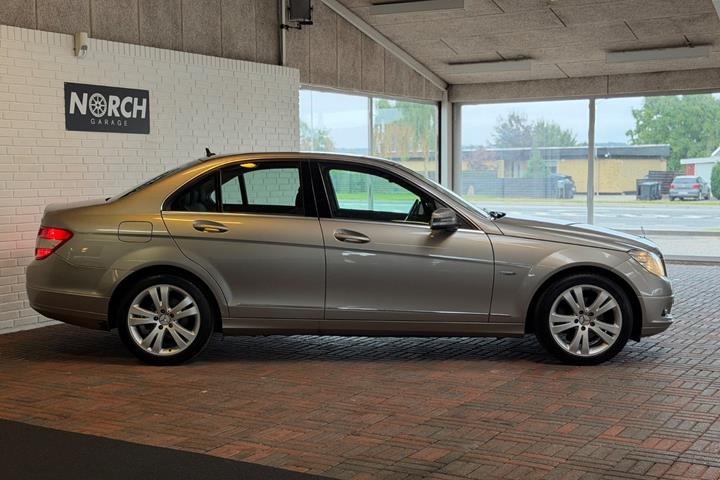 undefined Mercedes C200 fra 2009