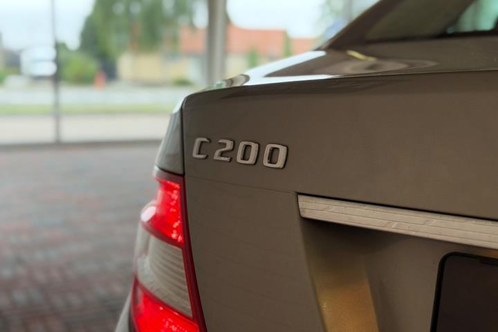 undefined Mercedes C200 fra 2009