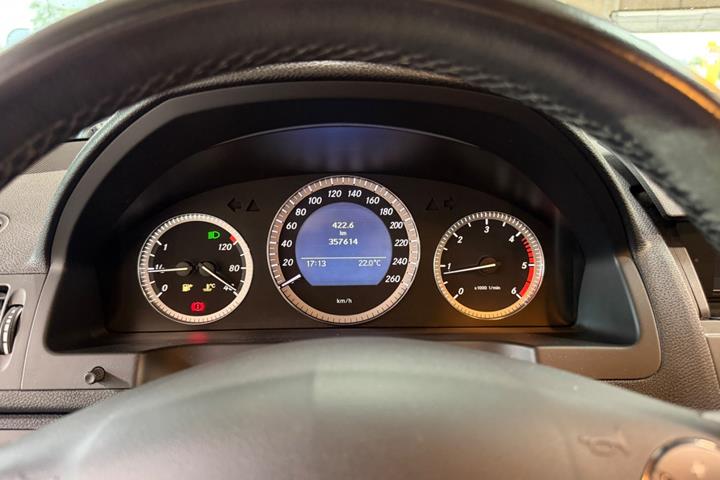 undefined Mercedes C200 fra 2009