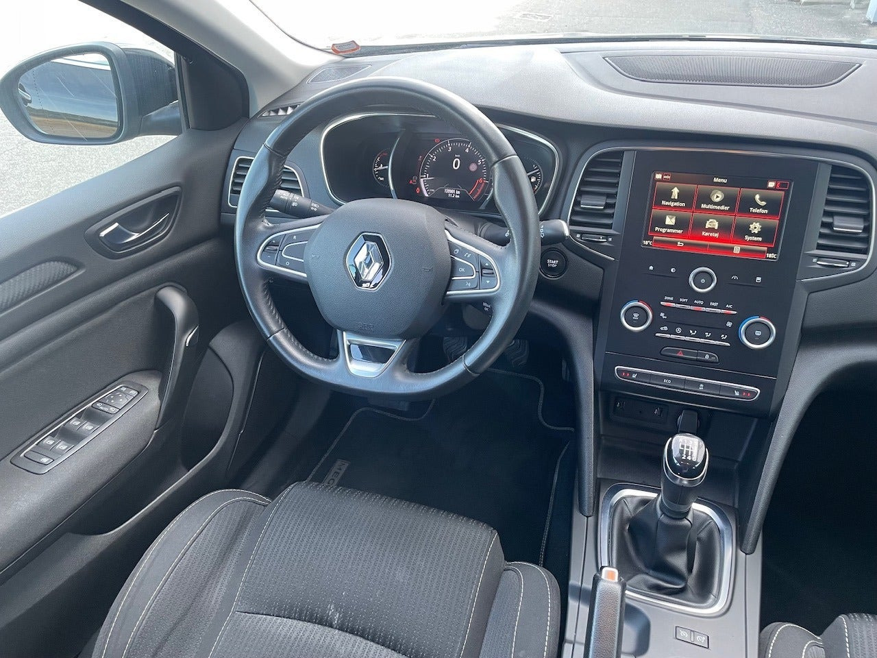 Sort Renault Megane IV fra 2019