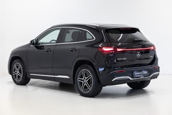 Sort Mercedes EQA350 fra 2024