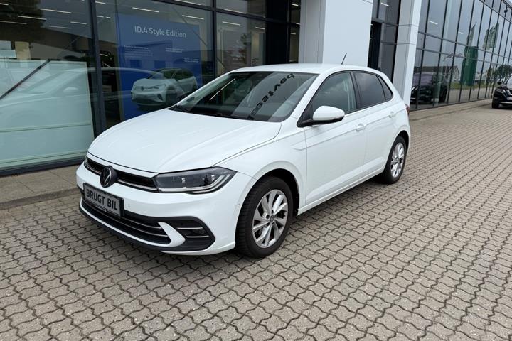 Hvid VW Polo fra 2023