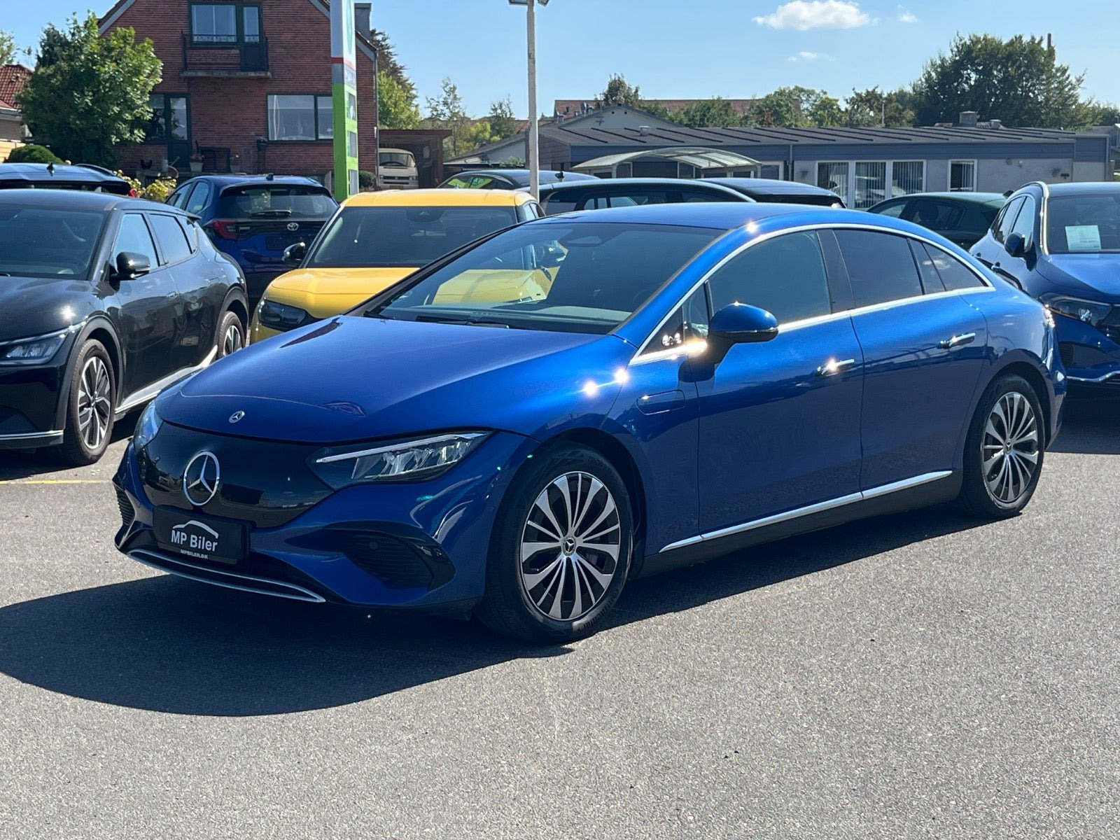 Mercedes EQE350+