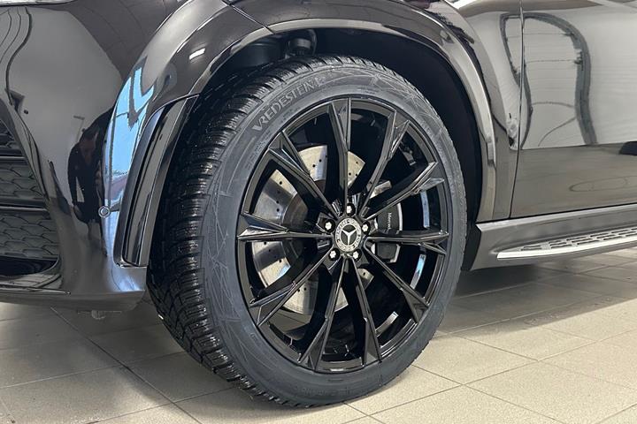 Sort Mercedes GLE350 de fra 2021