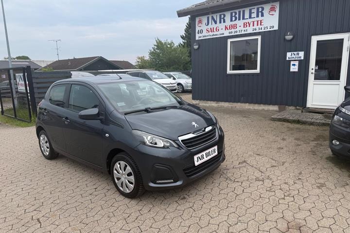 Grå Peugeot 108 fra 2015