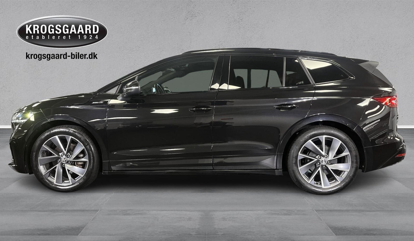 Sort Skoda Enyaq fra 2023