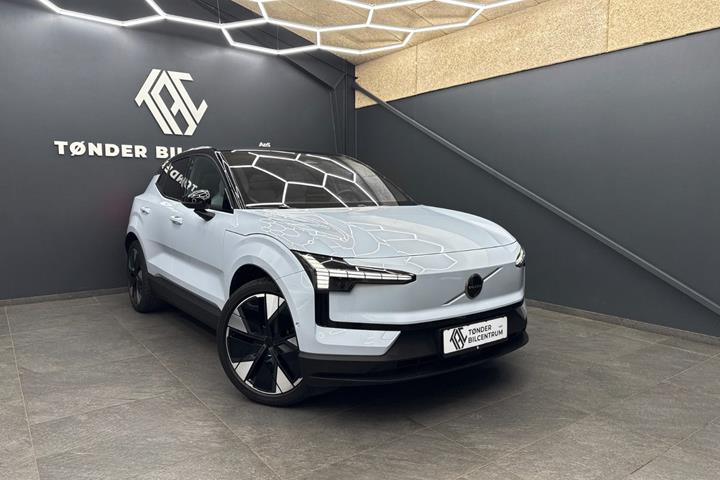Blå Volvo EX30 fra 2024