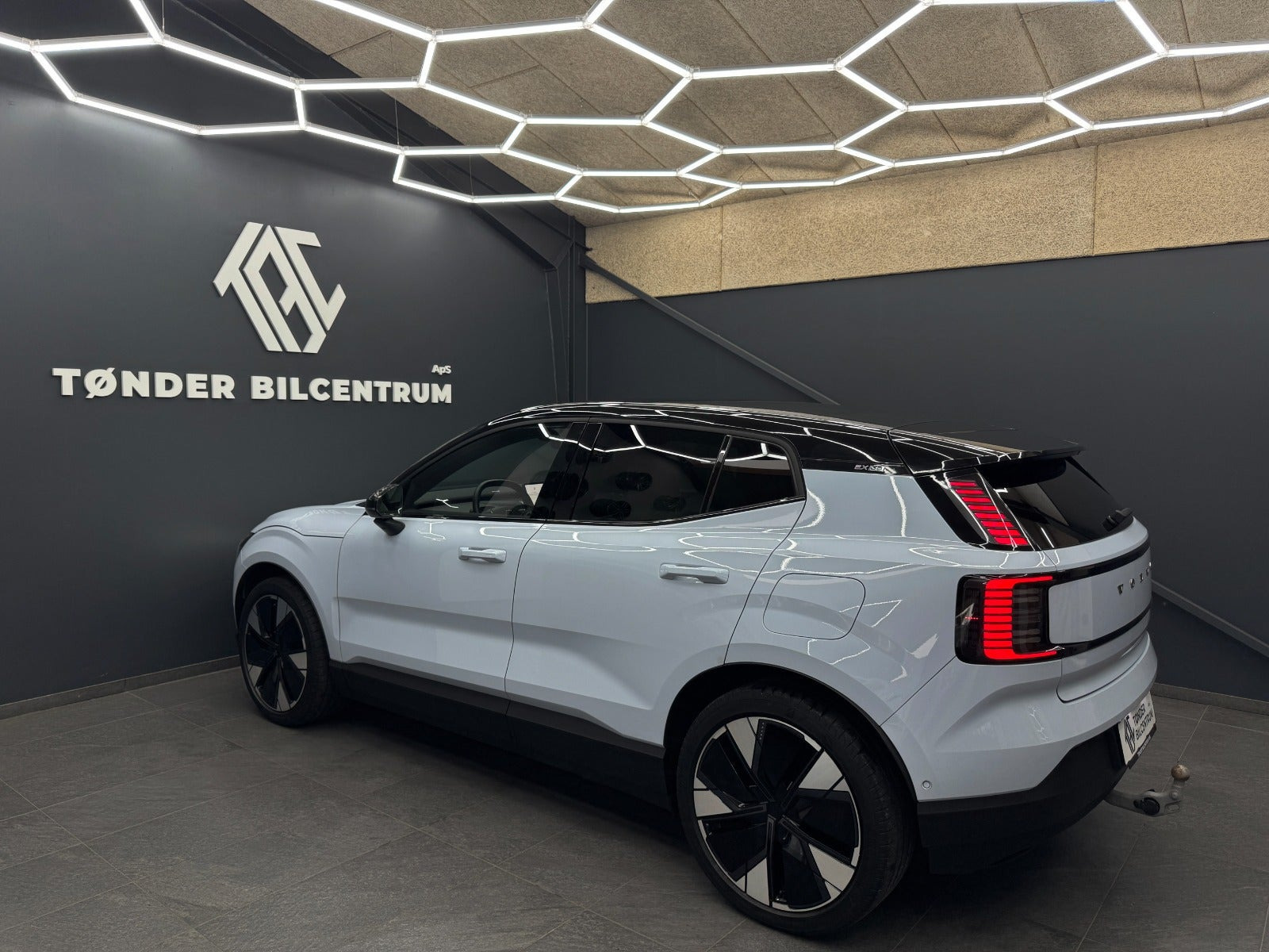 Blå Volvo EX30 fra 2024