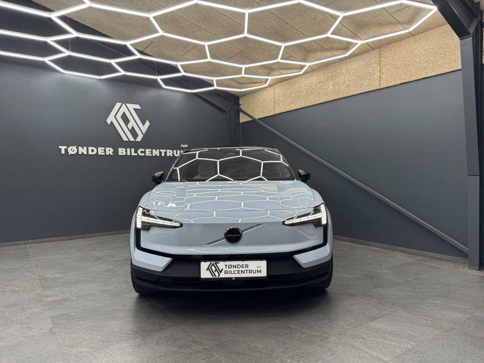 Blå Volvo EX30 fra 2024