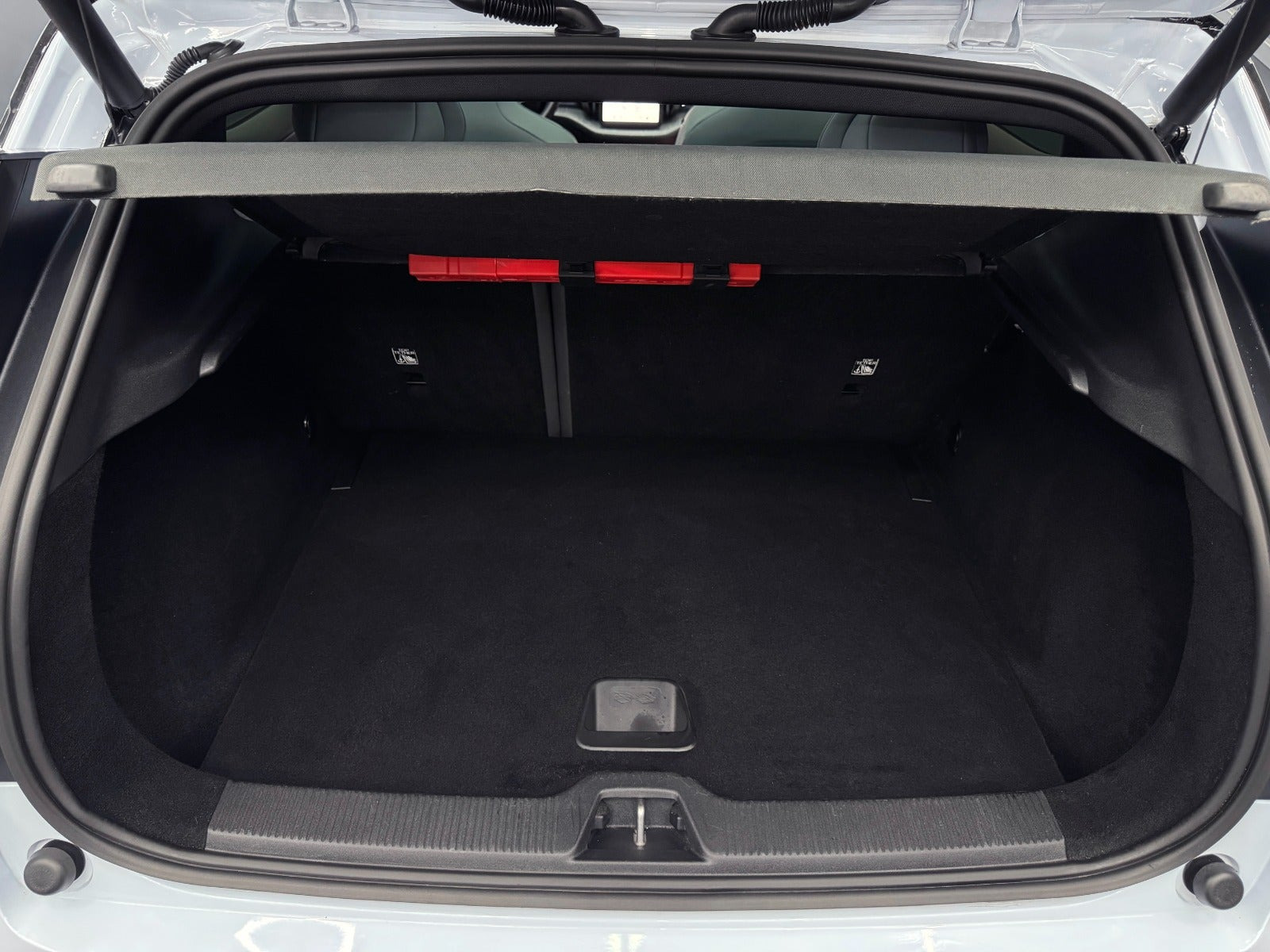 Blå Volvo EX30 fra 2024