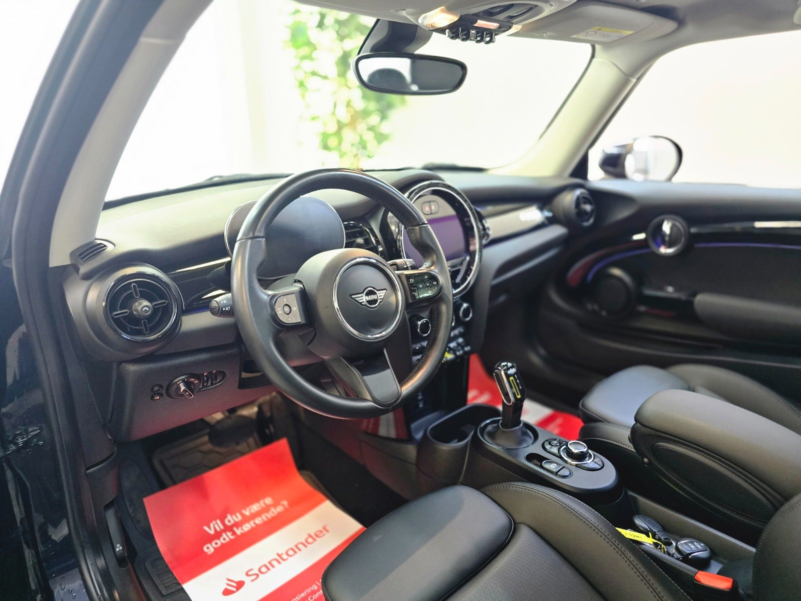 Blå Mini Cooper SE fra 2022