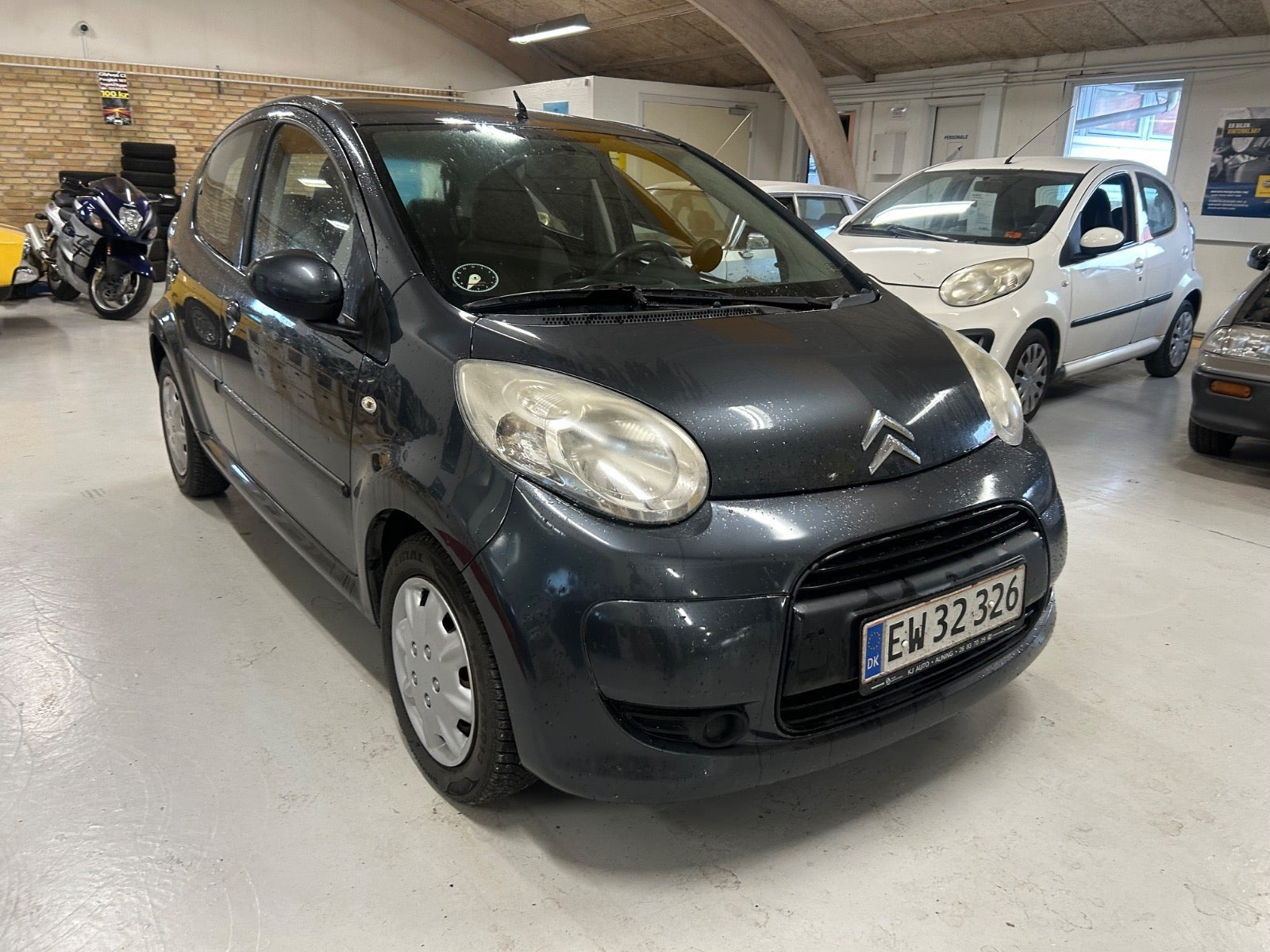 Grå Citroën C1 fra 2011
