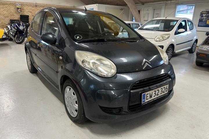 Grå Citroën C1 fra 2011