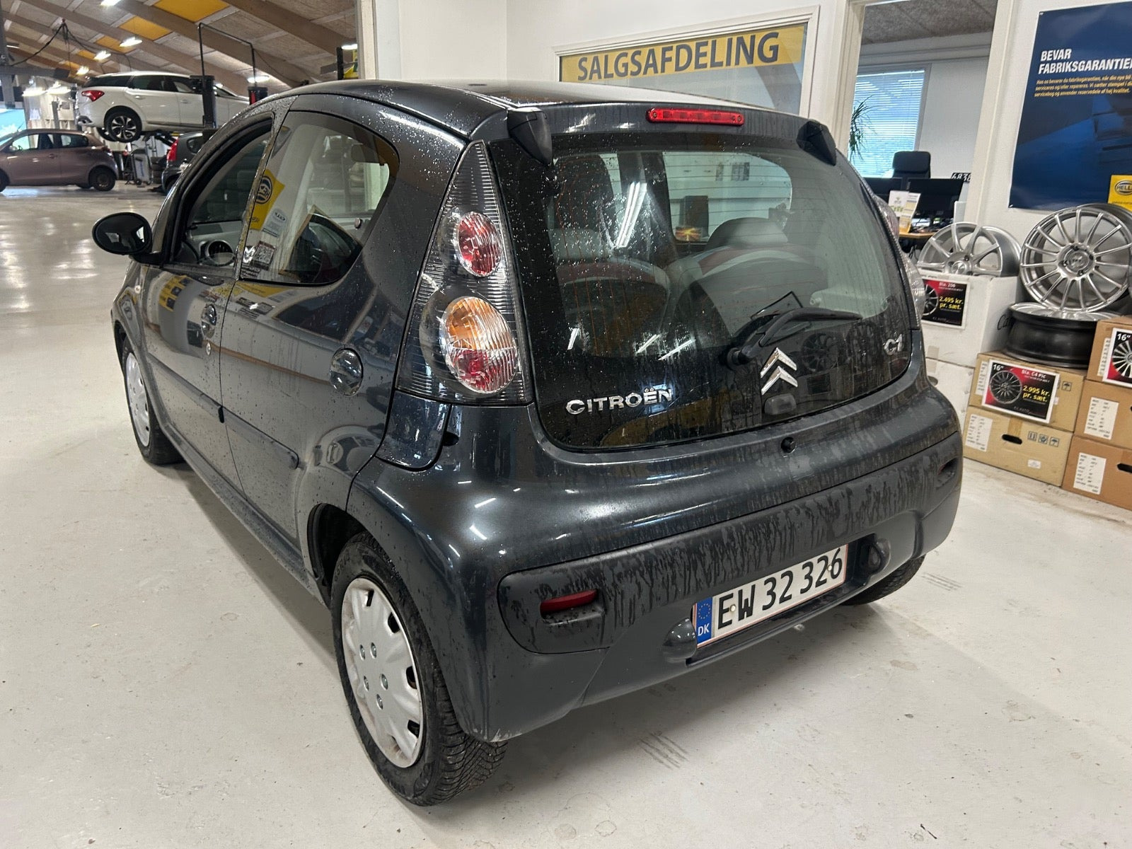 Grå Citroën C1 fra 2011
