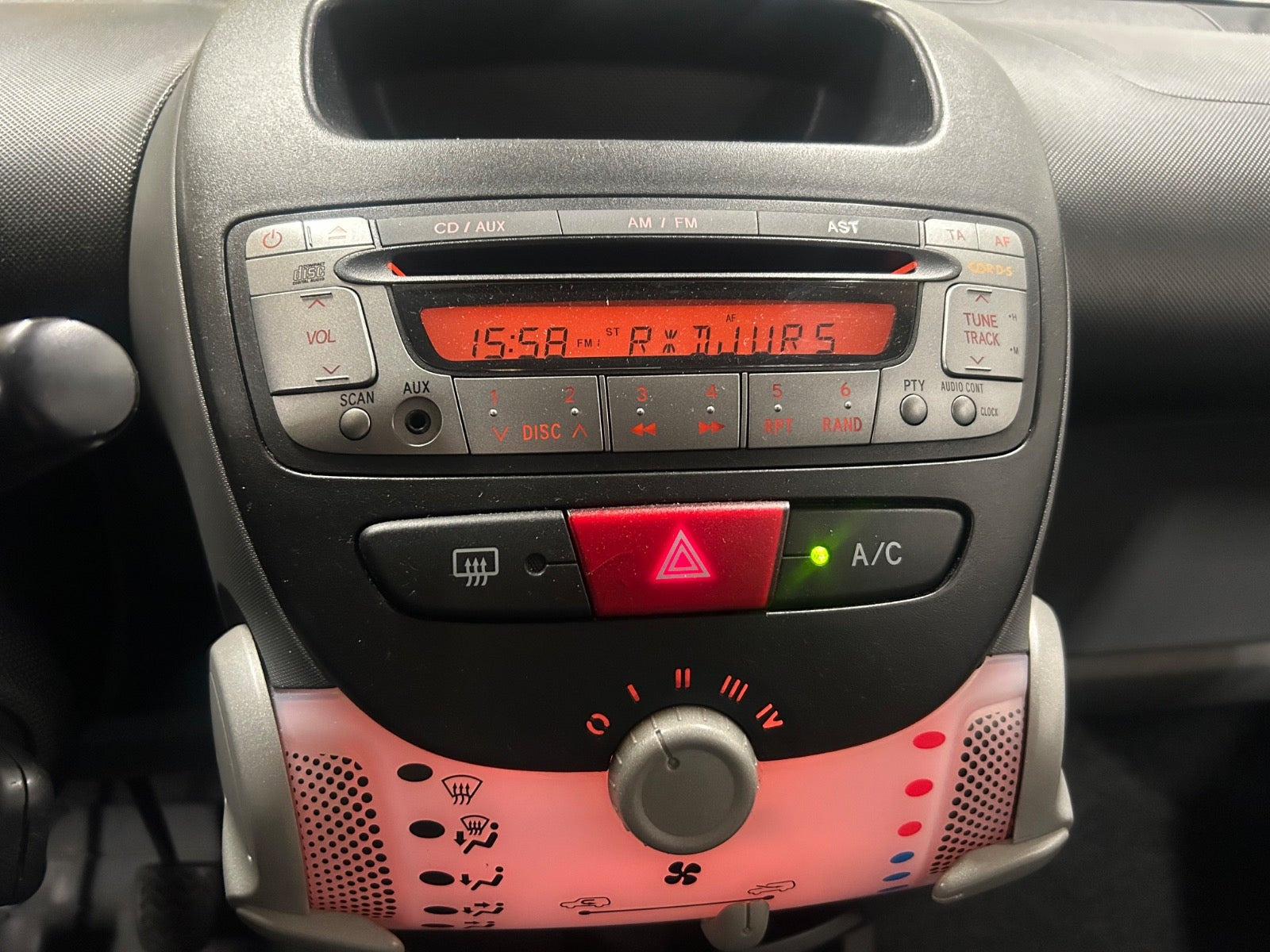 Grå Citroën C1 fra 2011