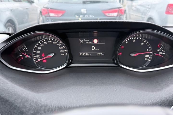 undefined Peugeot 308 fra 2020